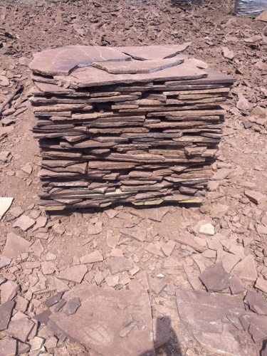 Плитняк лемезит бордовый для цоколя 1,5-2 см купить в Республике Калмыкия