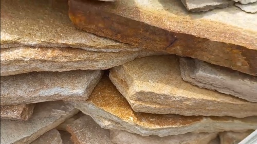 Плитняк златолит жёлтый золотистый для отмостки купить в Республике Калмыкия