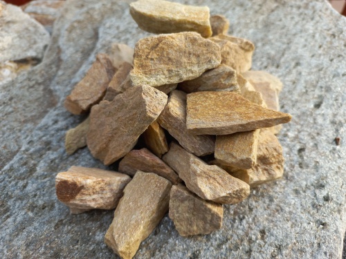 Златолит жёлтый декоративная каменная крошка купить в Республике Калмыкия