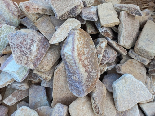 Златолит жёлтый, жёлто-зелёный глыбки и валуны для ланшафтного дизайна купить в Республике Калмыкия