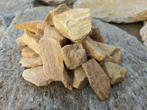 Златолит жёлтый декоративная каменная крошка купить в Республике Калмыкия