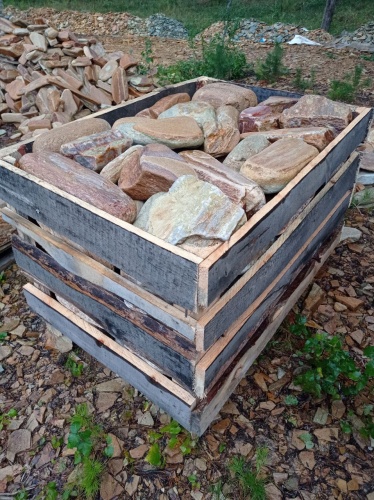 Златолит жёлтый, жёлто-зелёный глыбки и валуны для ланшафтного дизайна купить в Республике Калмыкия