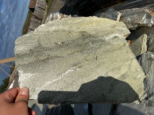 Плитняк златолит зелёный для цоколя, отмостки купить в Республике Калмыкия