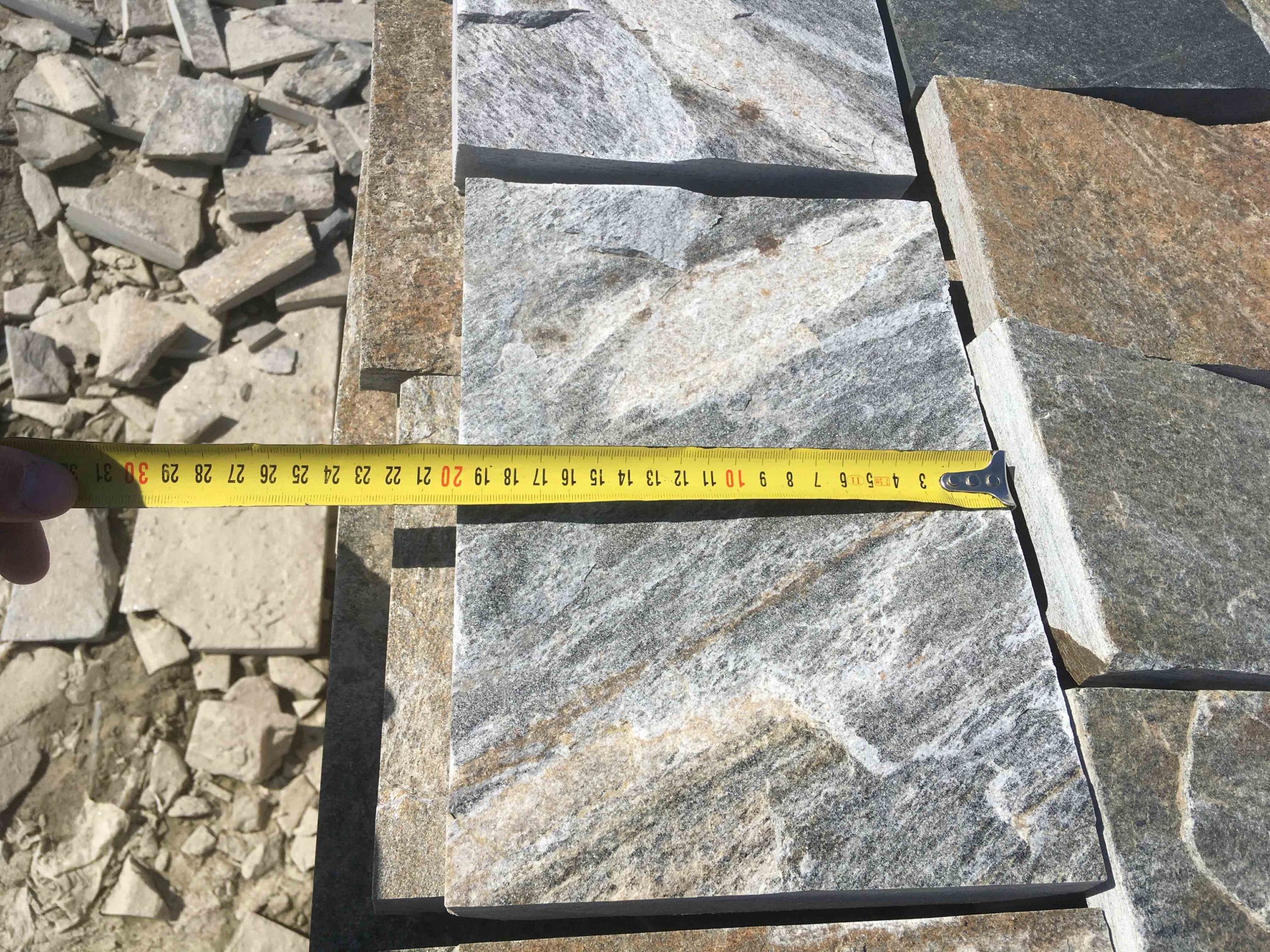 Плитка пилёная златолит Уральский для фасада купить в Республике Калмыкия