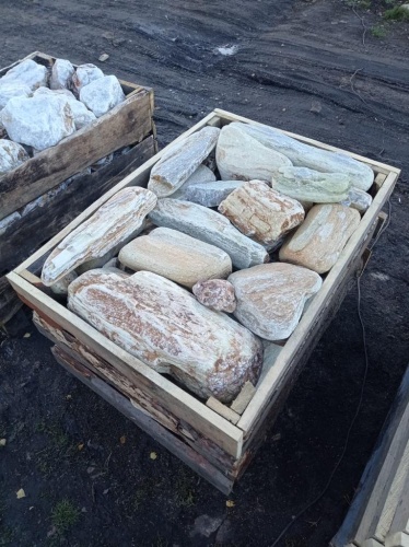 Златолит жёлтый, жёлто-зелёный глыбки и валуны для ланшафтного дизайна купить в Республике Калмыкия